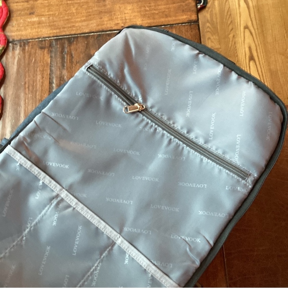 Lovevook brand new blue backpack with
USB. Three main pockets - Picture 8 of 8